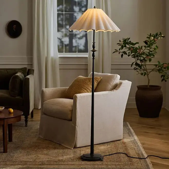 Floor lamp